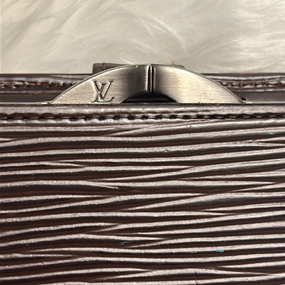 Authentic Louis Vuitton Vernis brown wallet - Picture 6 of 16